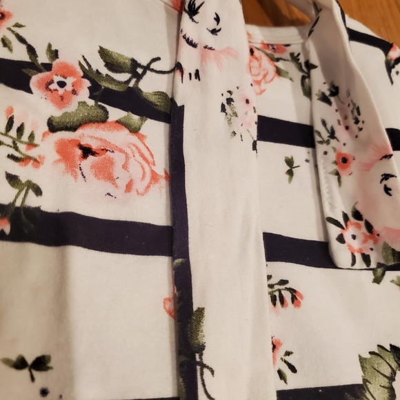 Newborn Onesies with tie at the bottom & Matching Hair ribbon. NWOT - Picture 14 of 15